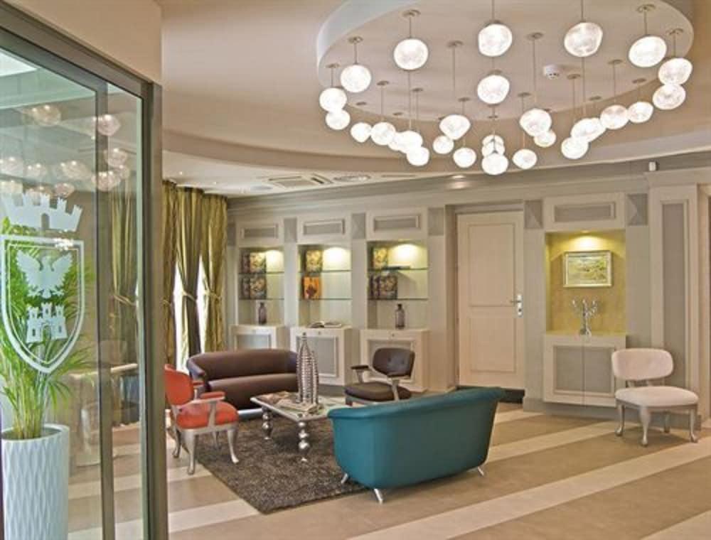 Western Signature Collection