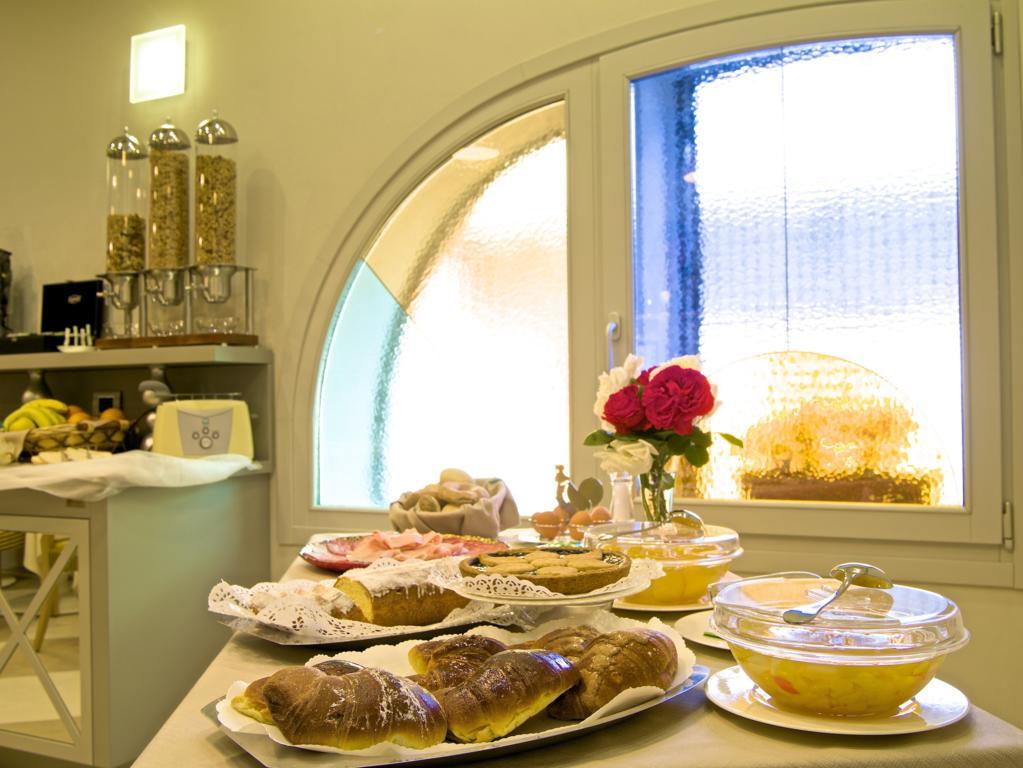 Western Signature Collection Hotel Tirano
